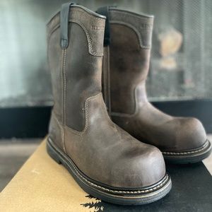 Irish Setter Farmington Men Boots!